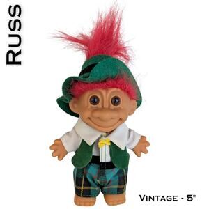 Vintage Russ Leprechaun Troll Doll 5" Red Hair Green Hat Plaid Pants St Patricks